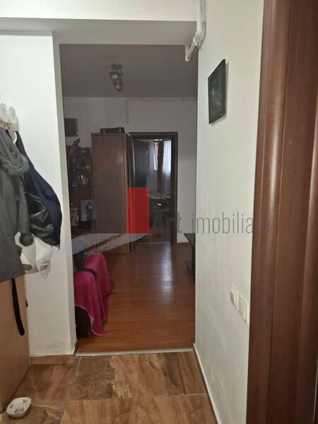 Piata Progresul, metrou Eroii Revolutiei, Sector 5, apartament 2 camere.